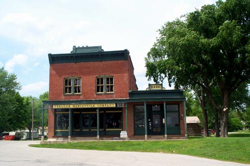 Daily photo - Treloar Mercantile Company and Bank